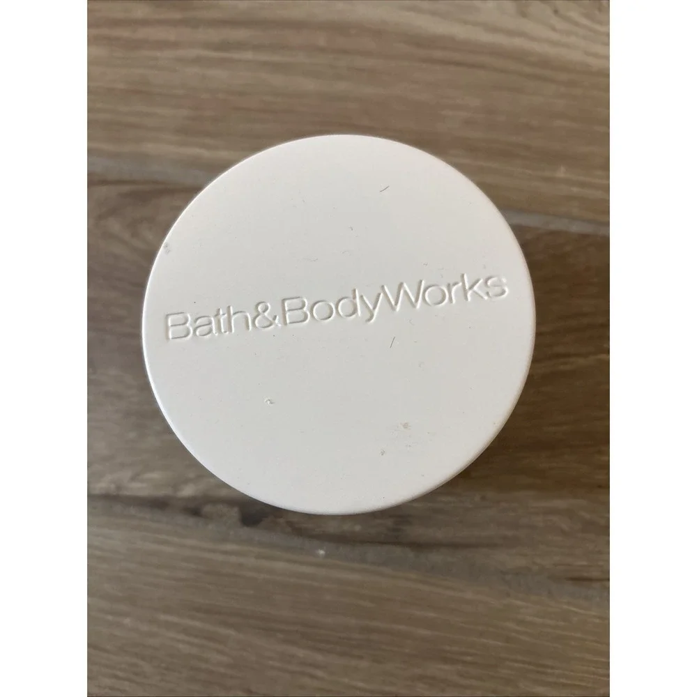 BATH & BODY WORKS 3 WICK 14.5oz CANDLE NEW Vanilla Buttermint‎